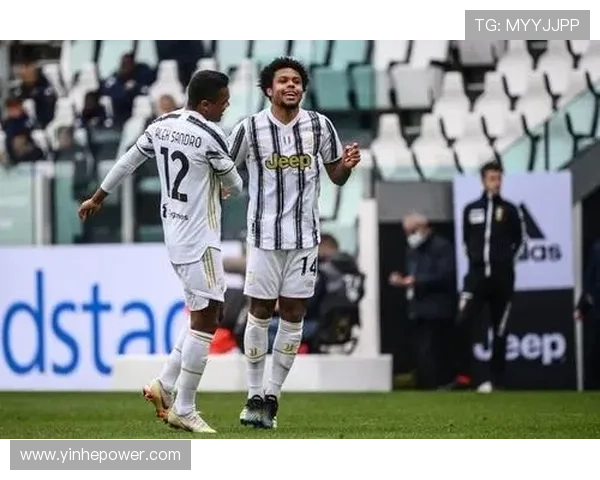 麦肯尼回忆：与C罗踢球如梦幻般经历